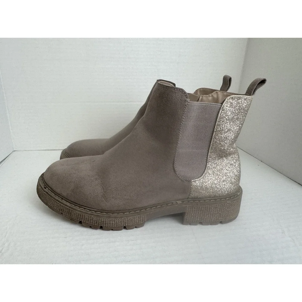 YOUTH GIRL'S STEVE MADDEN *JHOWL* BOOT COLOR~TAUPE SIZE‎ KIDS 4